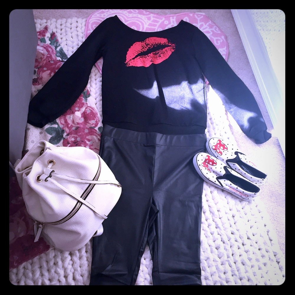 Black Lips Sweatshirt - Picture 1 of 6